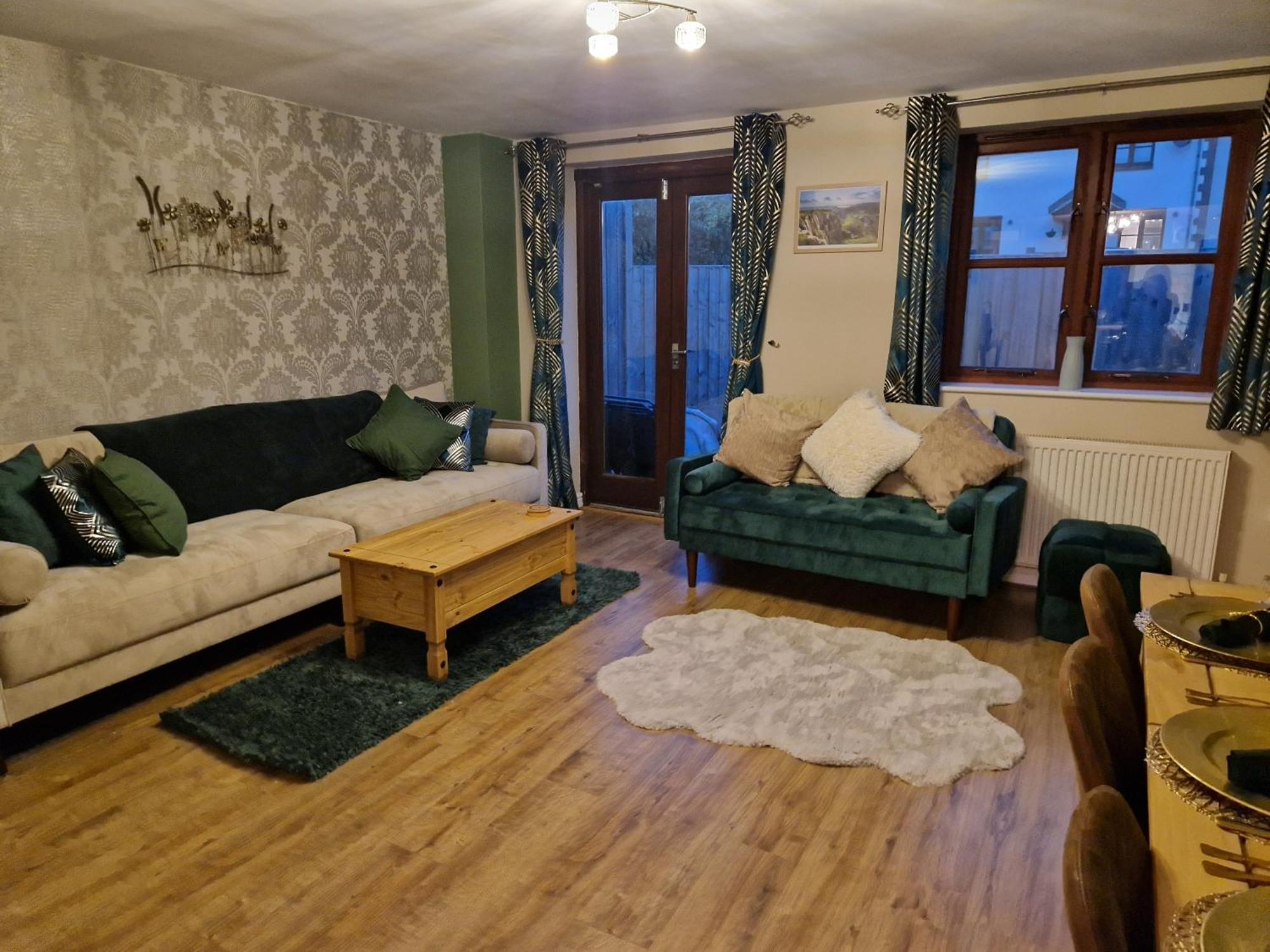 Purdie Close Holiday Let شيدر المظهر الخارجي الصورة