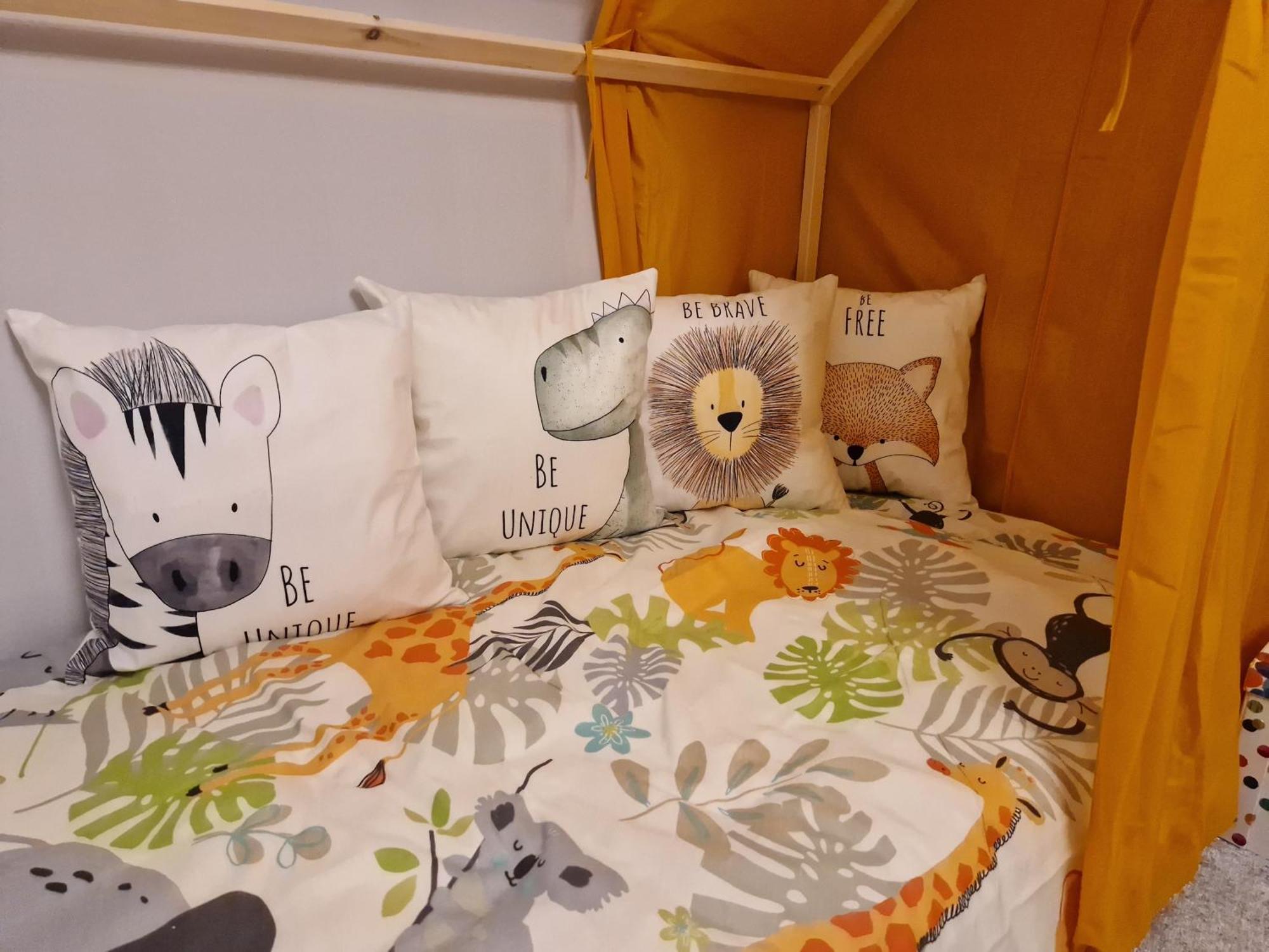 Purdie Close Holiday Let شيدر المظهر الخارجي الصورة